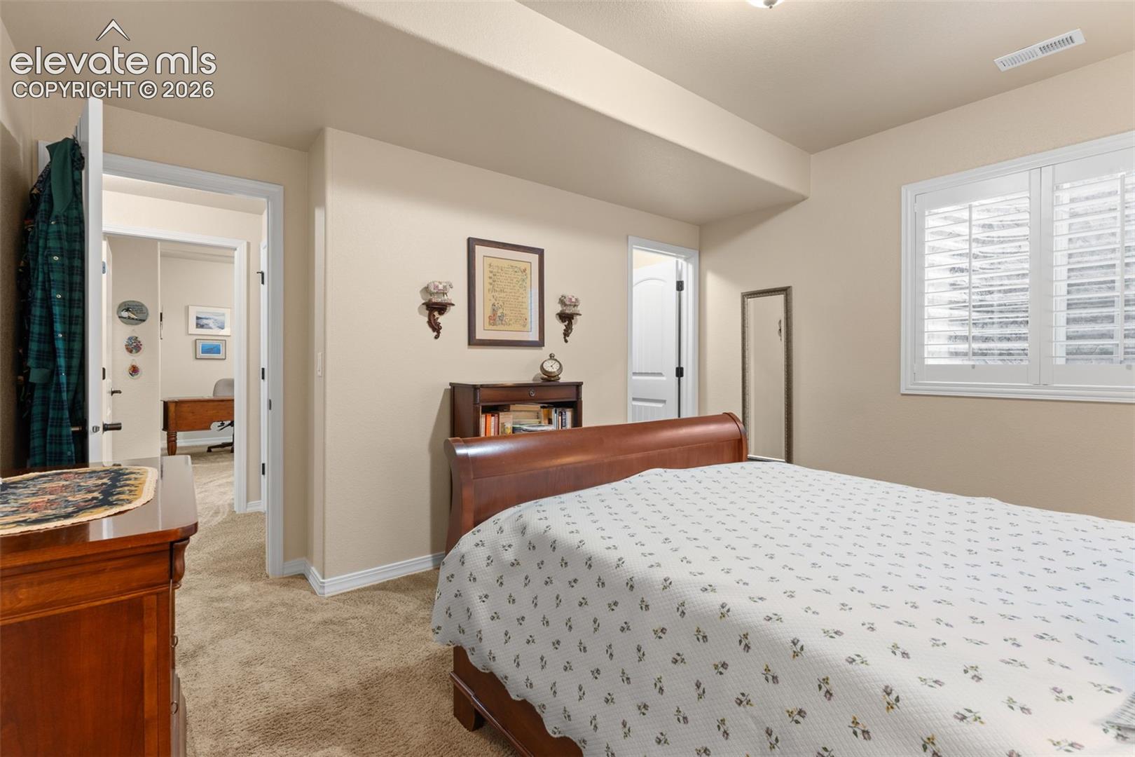 Listing photo 35 for 1168 Old North Gate Road