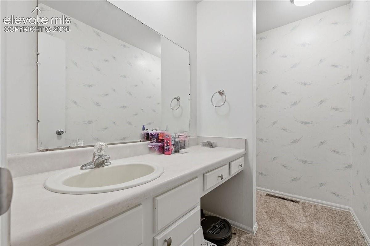 Listing photo 17 for 724-726 Pioneer Lane