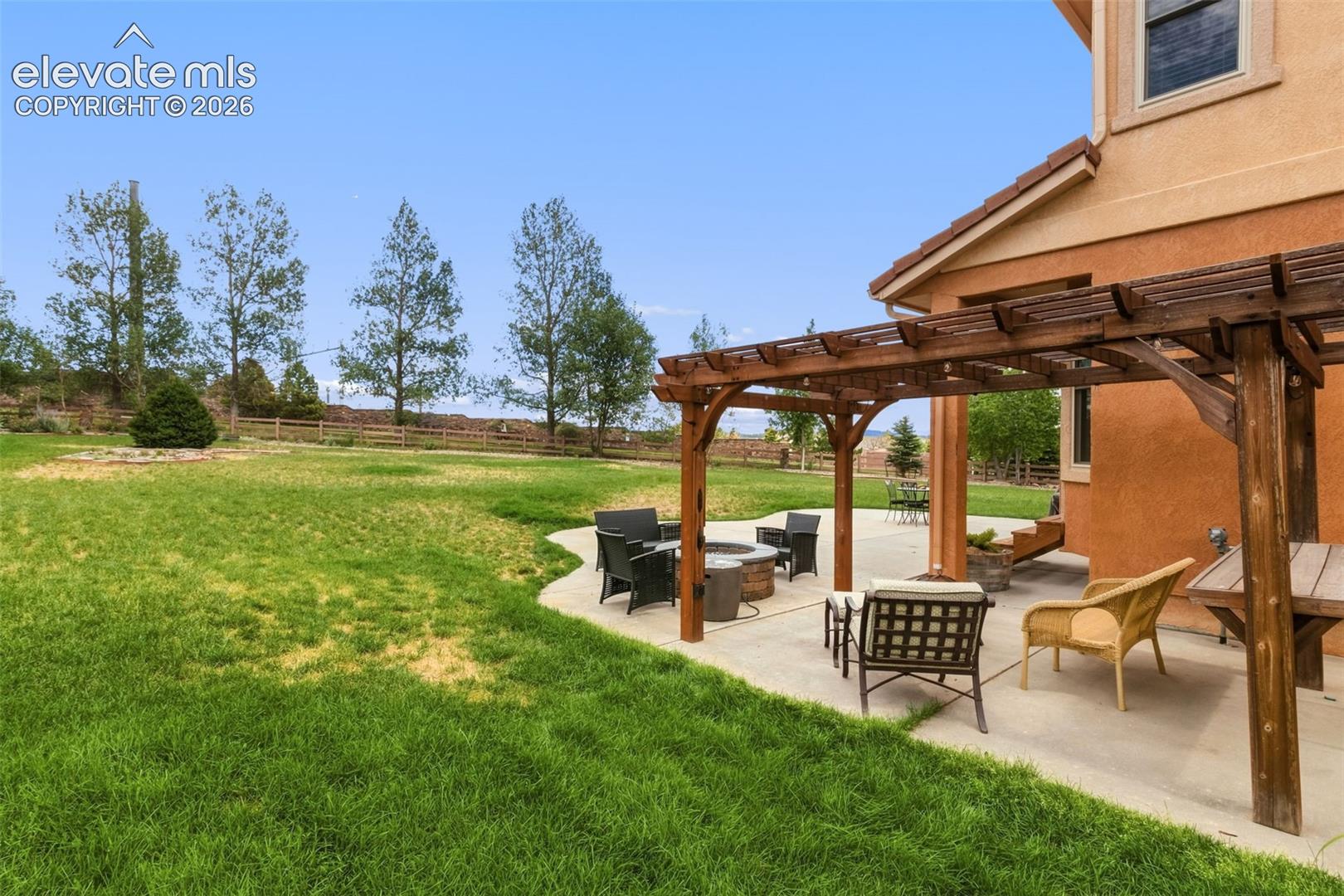 Listing photo 41 for 2114 Diamond Creek Drive
