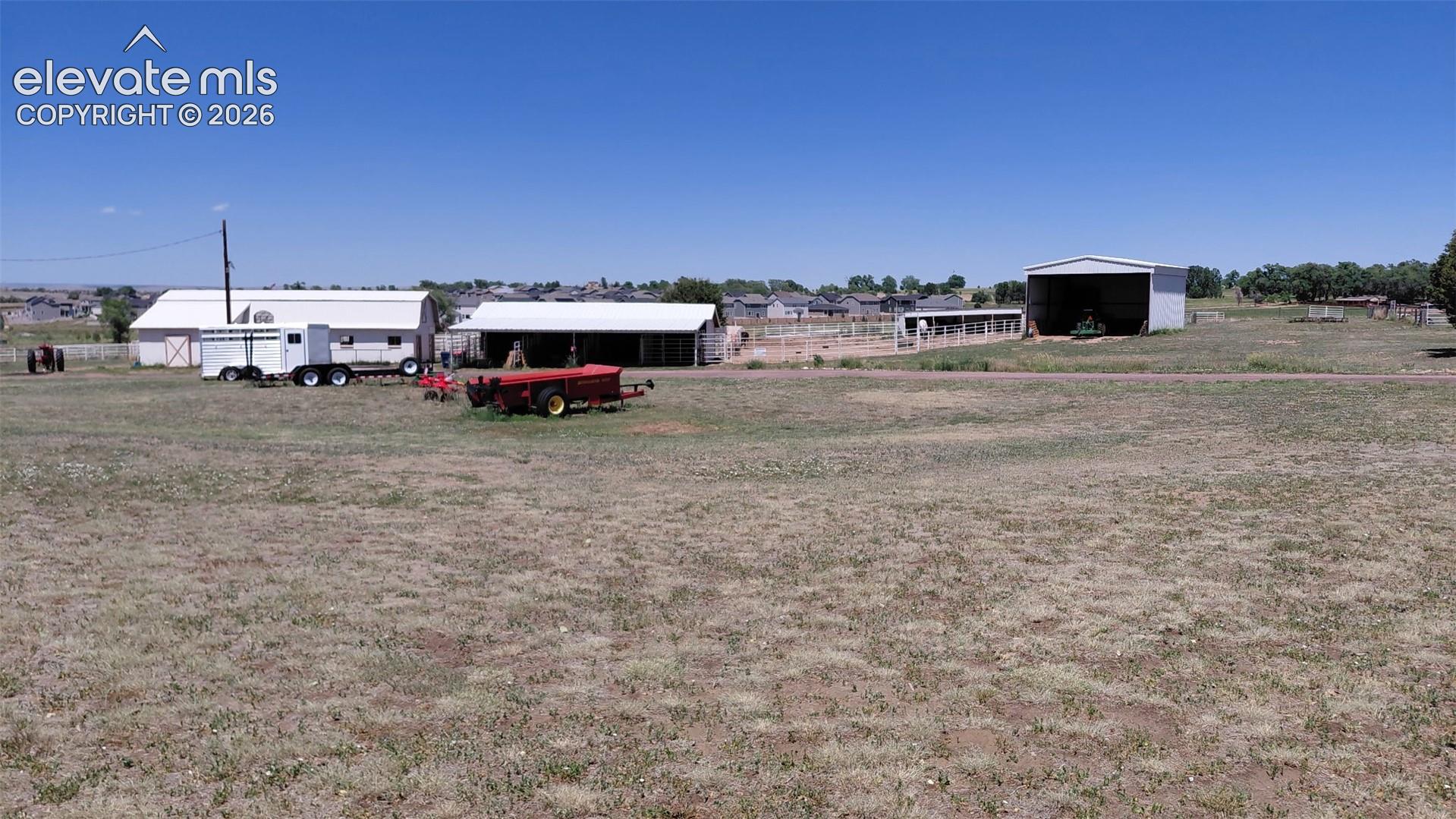 Listing photo 4 for 10275 Link Road