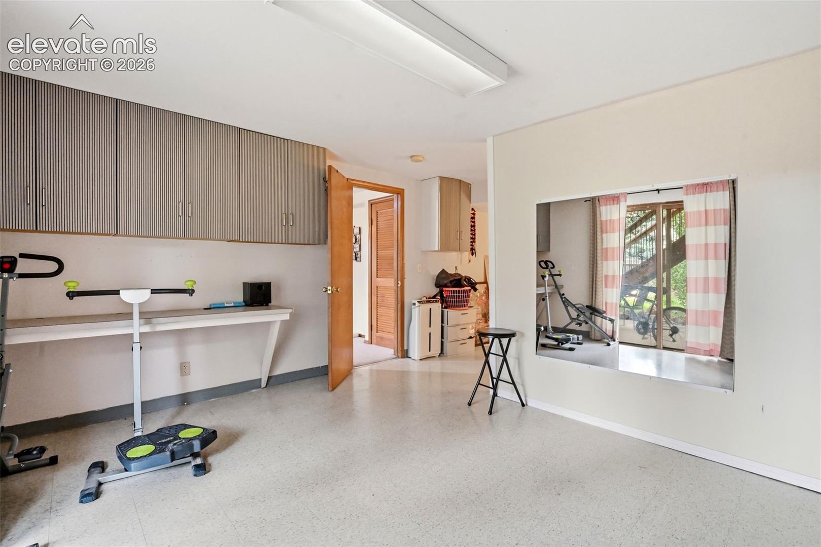 8435 Avens Circle, photo 24