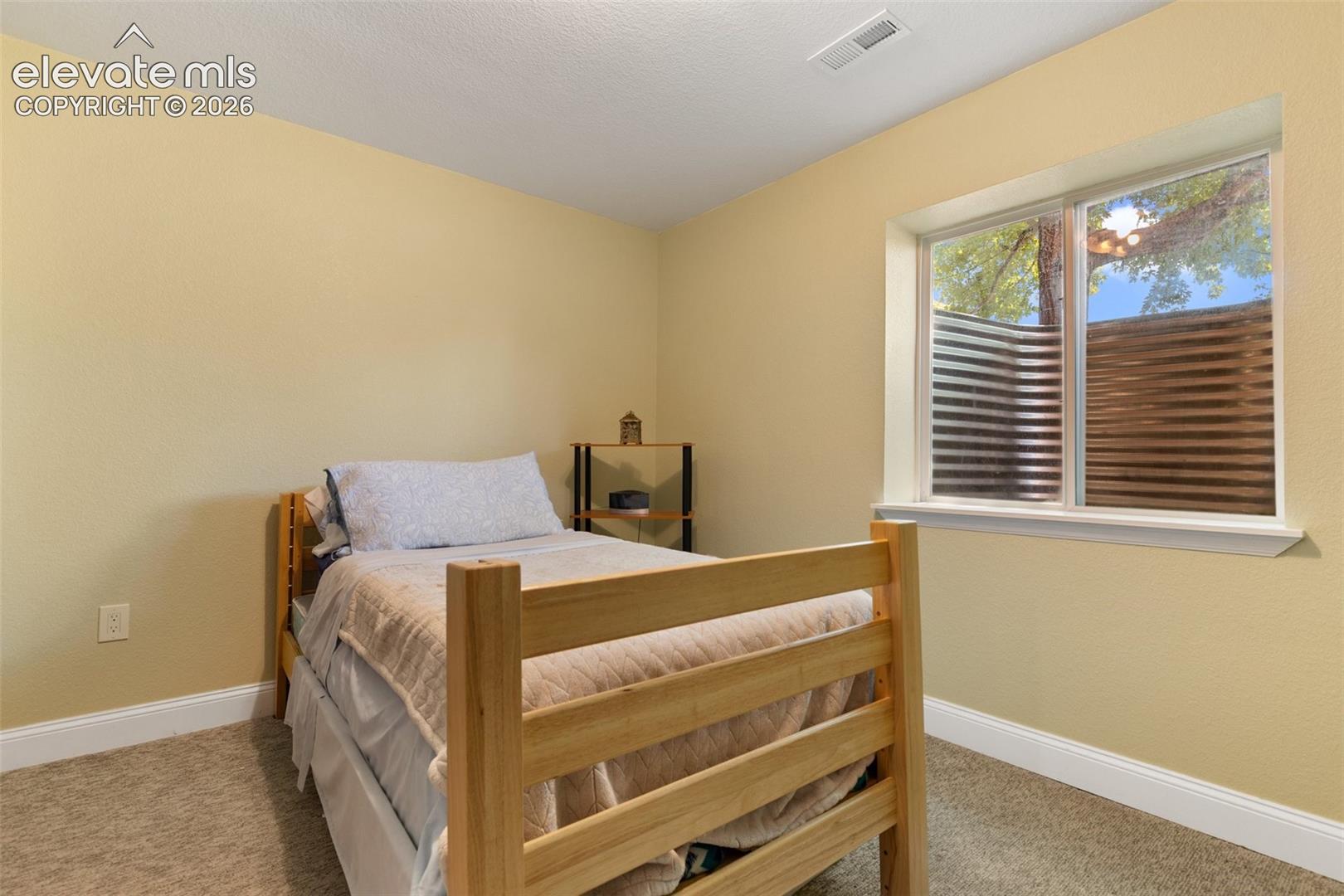 Listing photo 27 for 4046 Deer Valley Drive