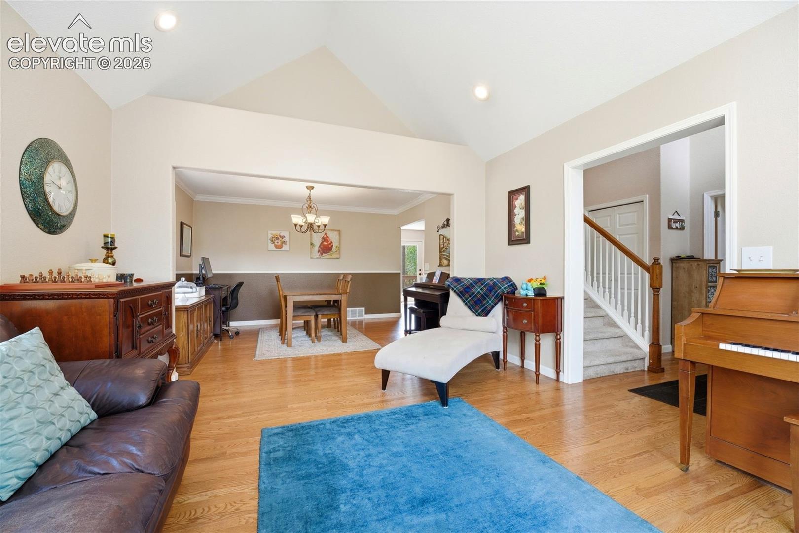Listing photo 11 for 2221 Valley View Drive