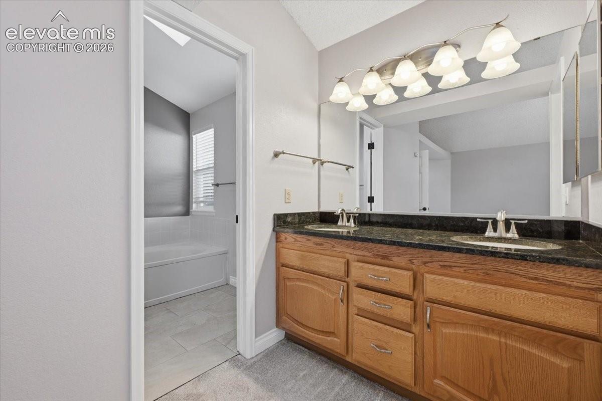 Listing photo 27 for 4337 W Deertrail Court