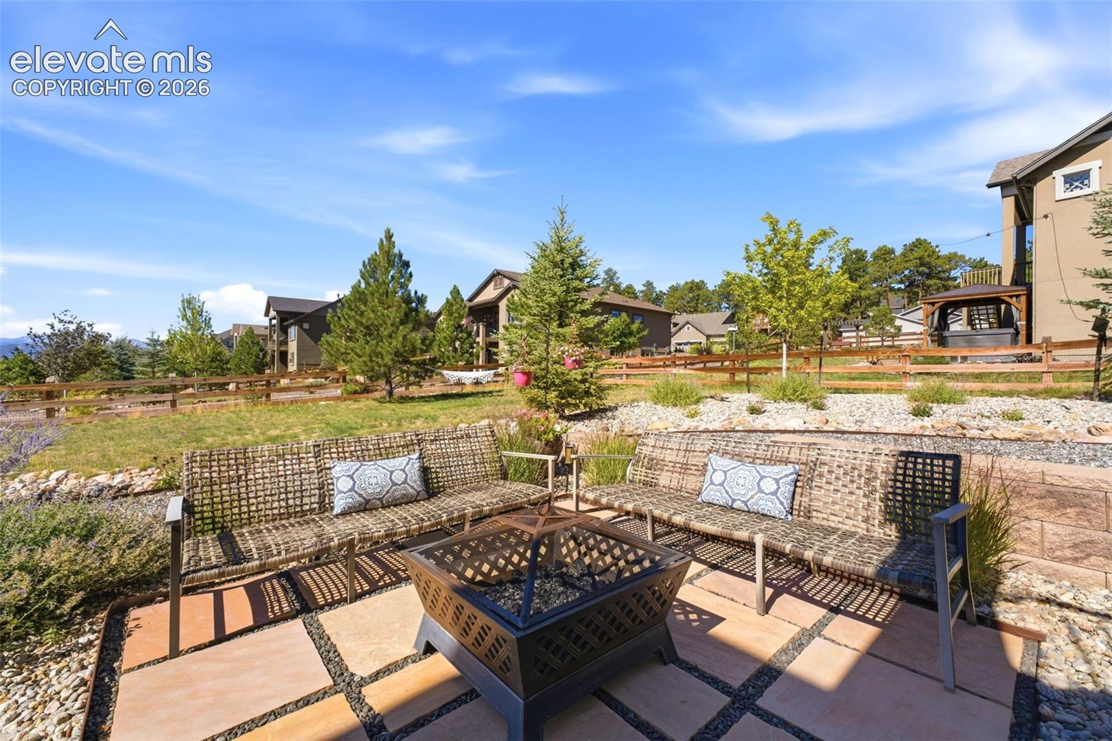 Listing photo 43 for 1386 Catnap Lane