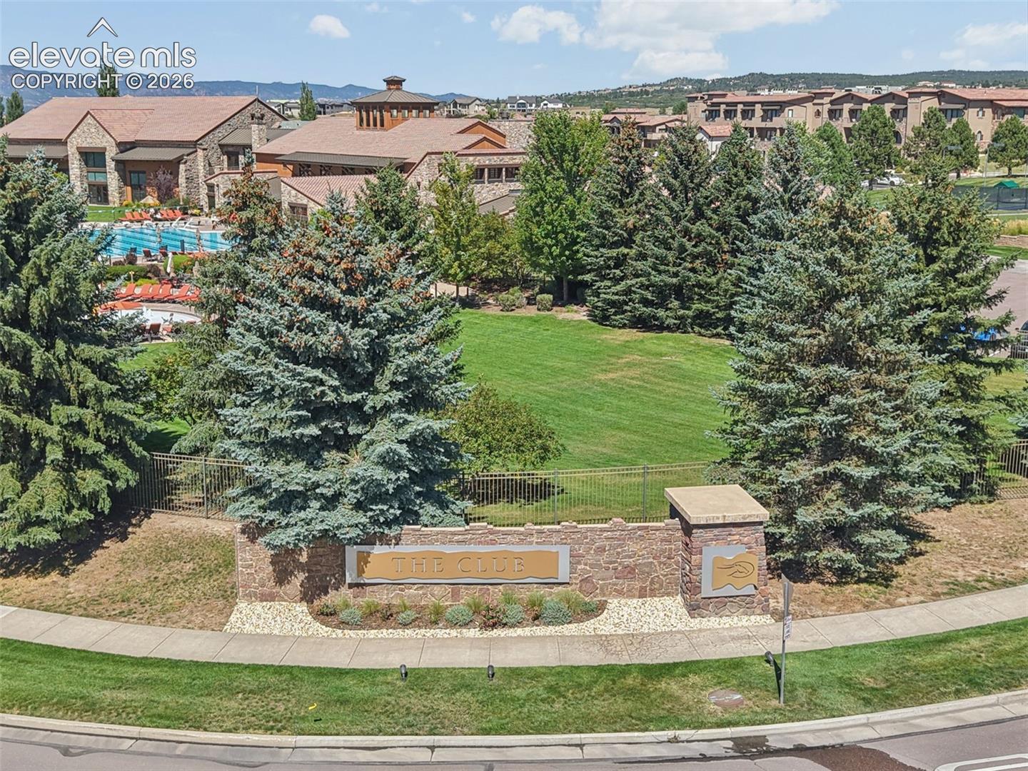 Listing photo 49 for 12794 Pensador Drive