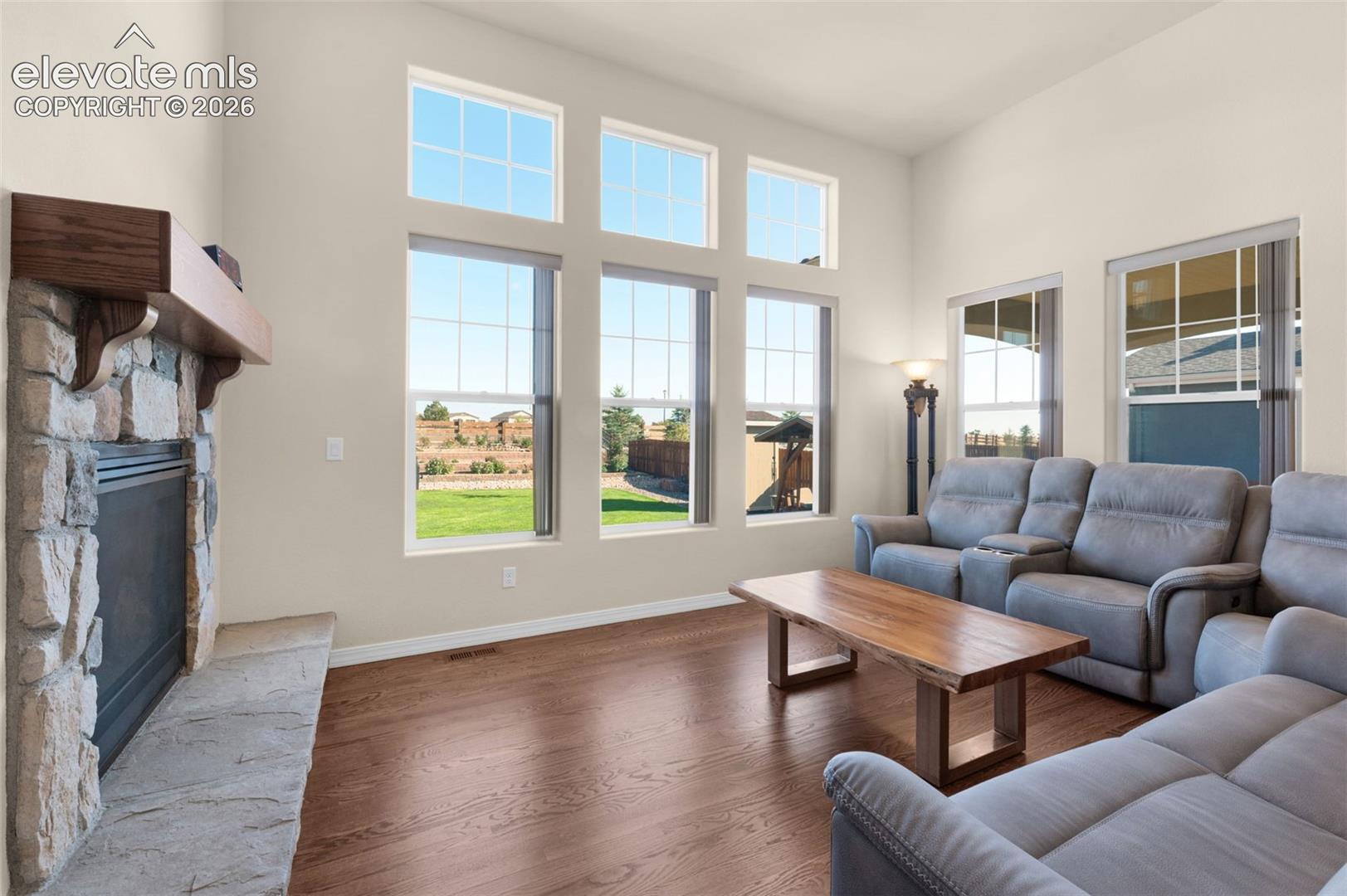 Listing photo 13 for 10933 Checo Way