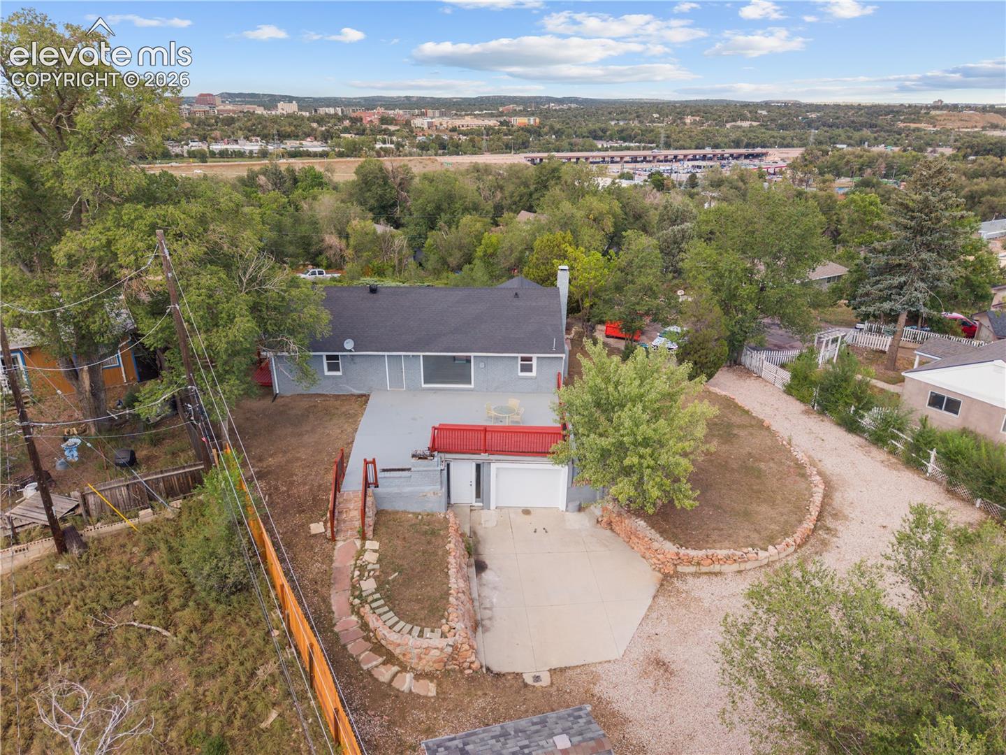 Listing photo 33 for 1606 Navajo Circle