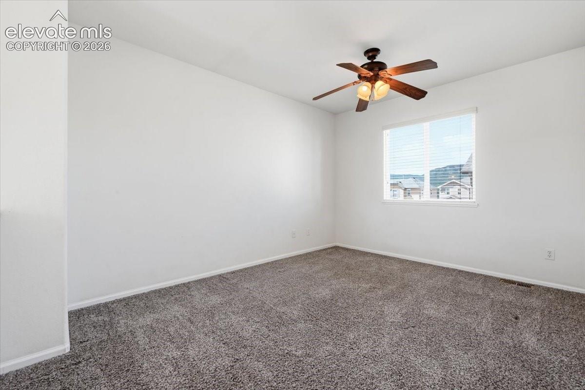 Listing photo 25 for 17612 Quarry Way