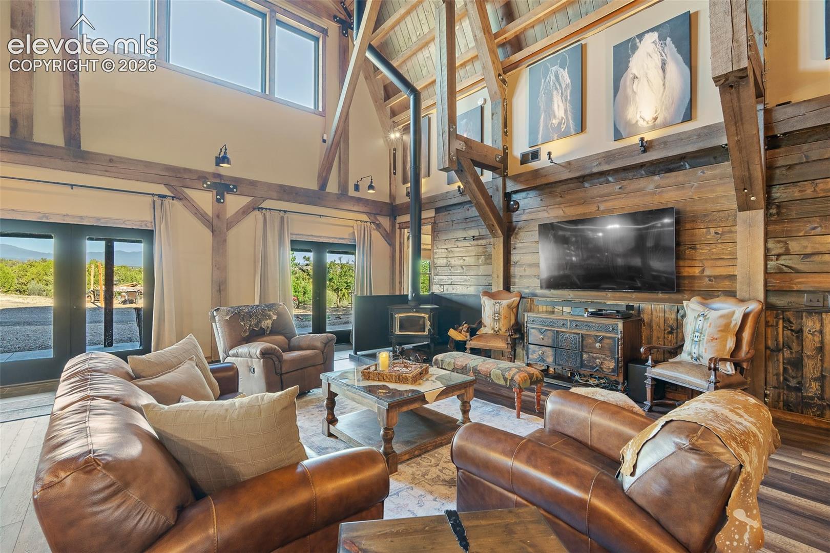 Listing photo 15 for 7445 Pinon Heights NA