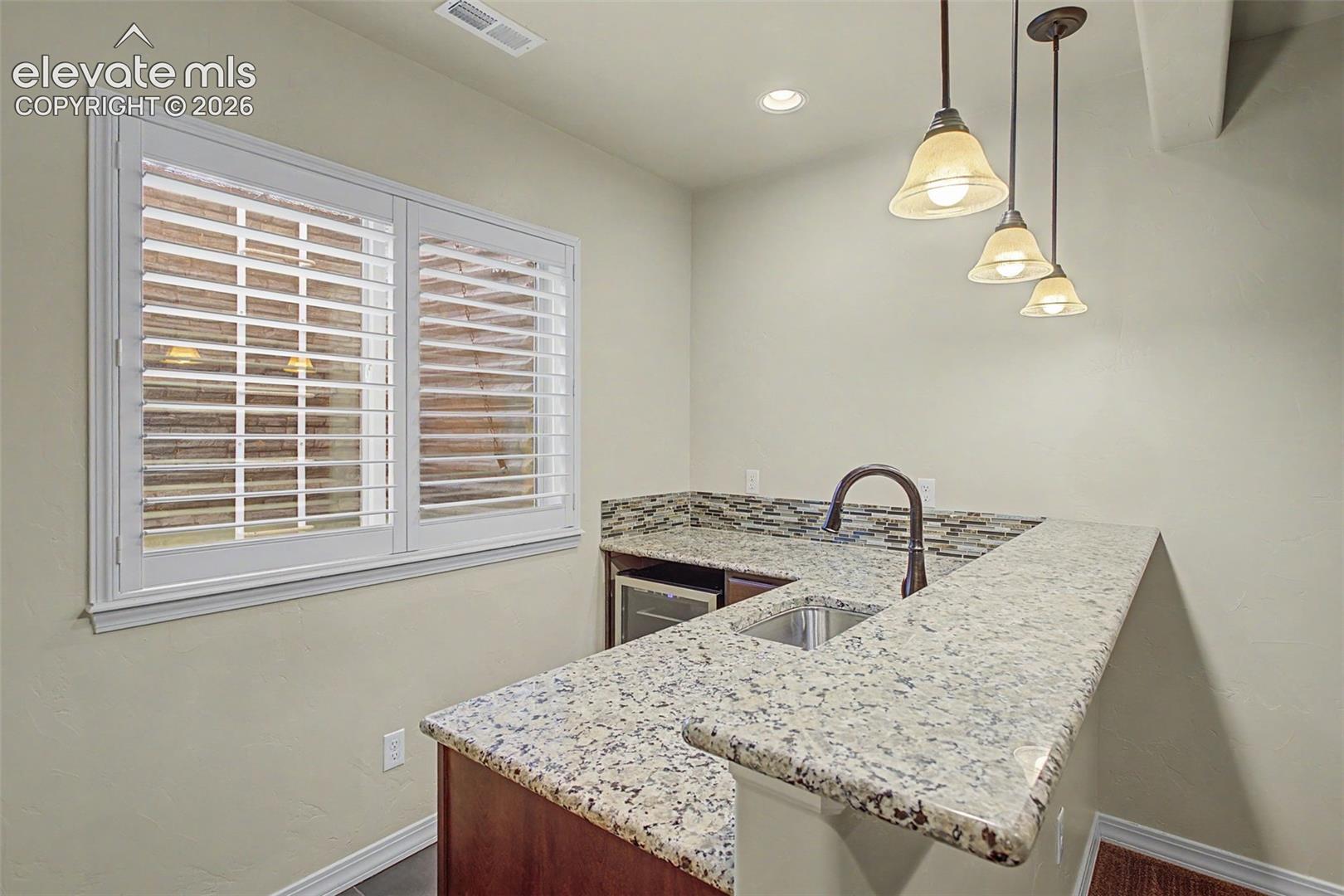 Listing photo 35 for 1906 Villa Creek Circle