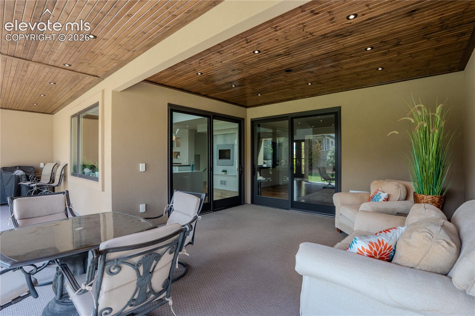 Listing photo 45 for 5638 Venezia Way
