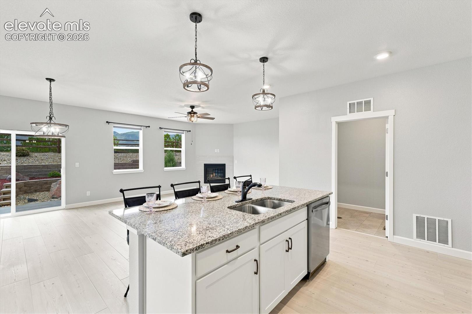 Listing photo 10 for 15937 Little Bluestem Road