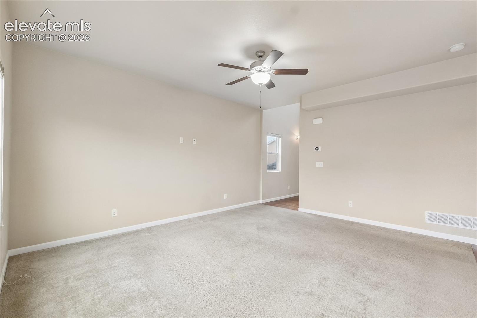 Listing photo 8 for 11528 Louvre Point