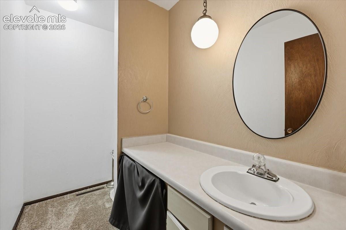 Listing photo 33 for 724-726 Pioneer Lane