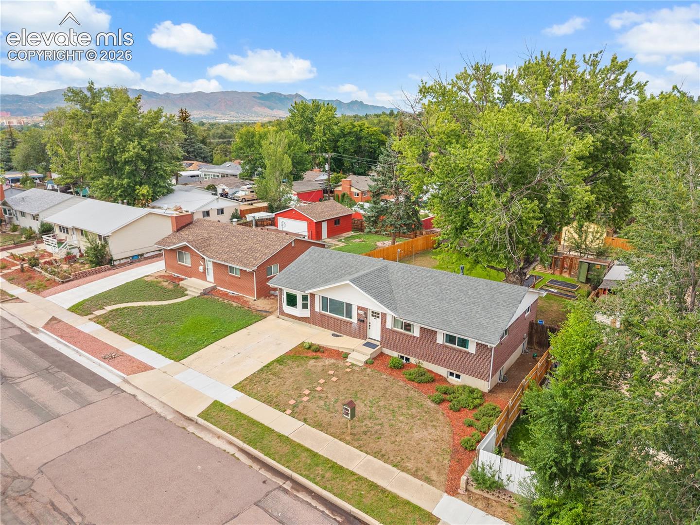 Listing photo 45 for 2414 E Caramillo Street