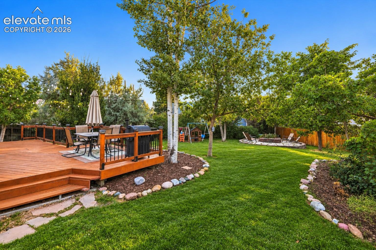 Listing photo 5 for 271 N Holcomb Circle