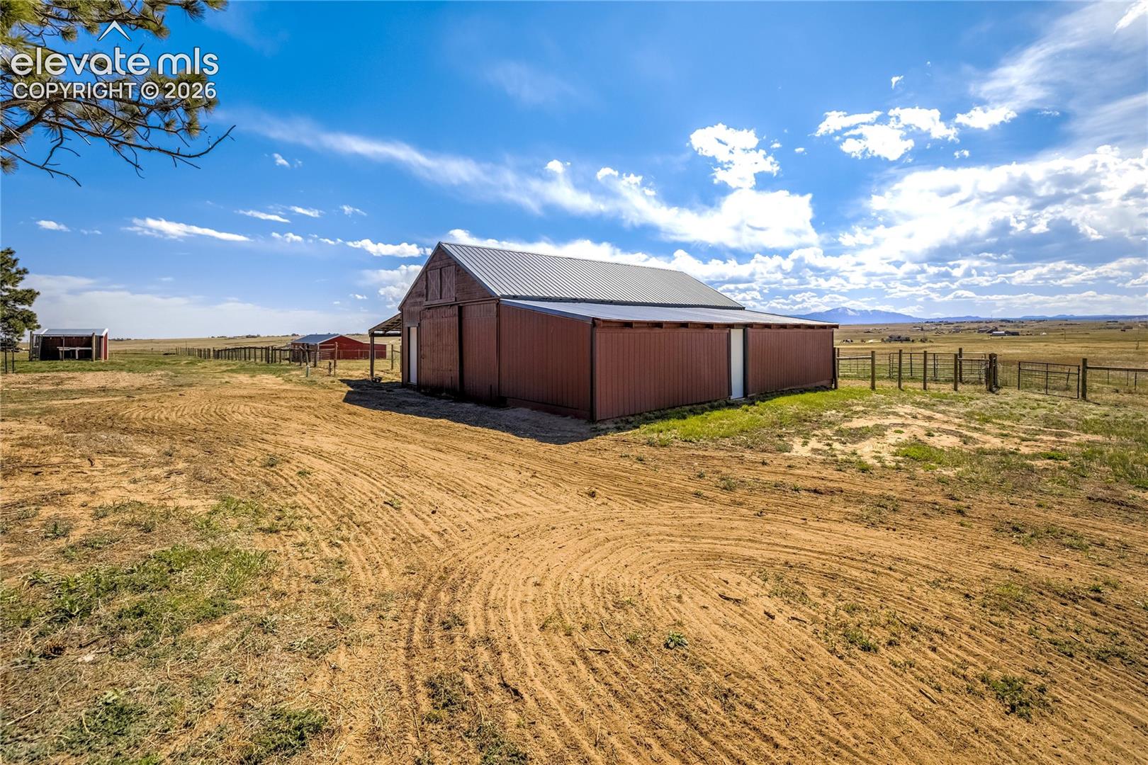 Listing photo 46 for 21295 E Highway 24