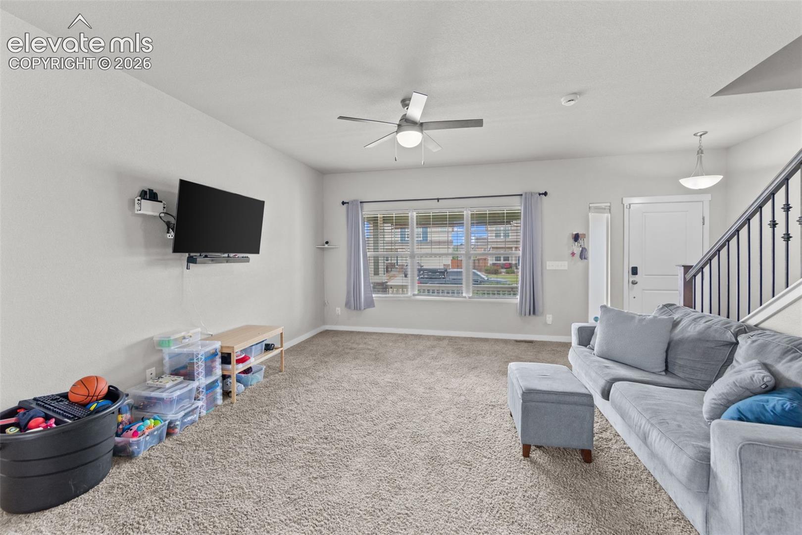 Listing photo 11 for 7447 Peachleaf Drive