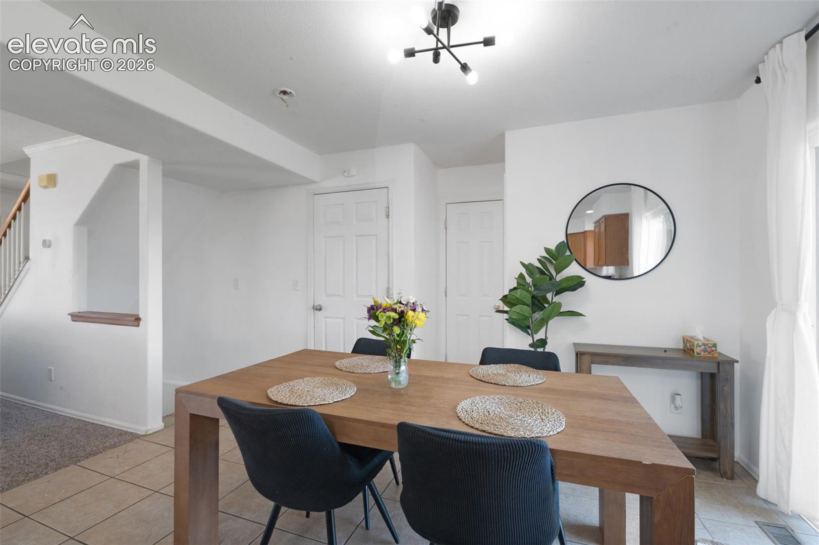 Listing photo 13 for 8239 Monterey Way