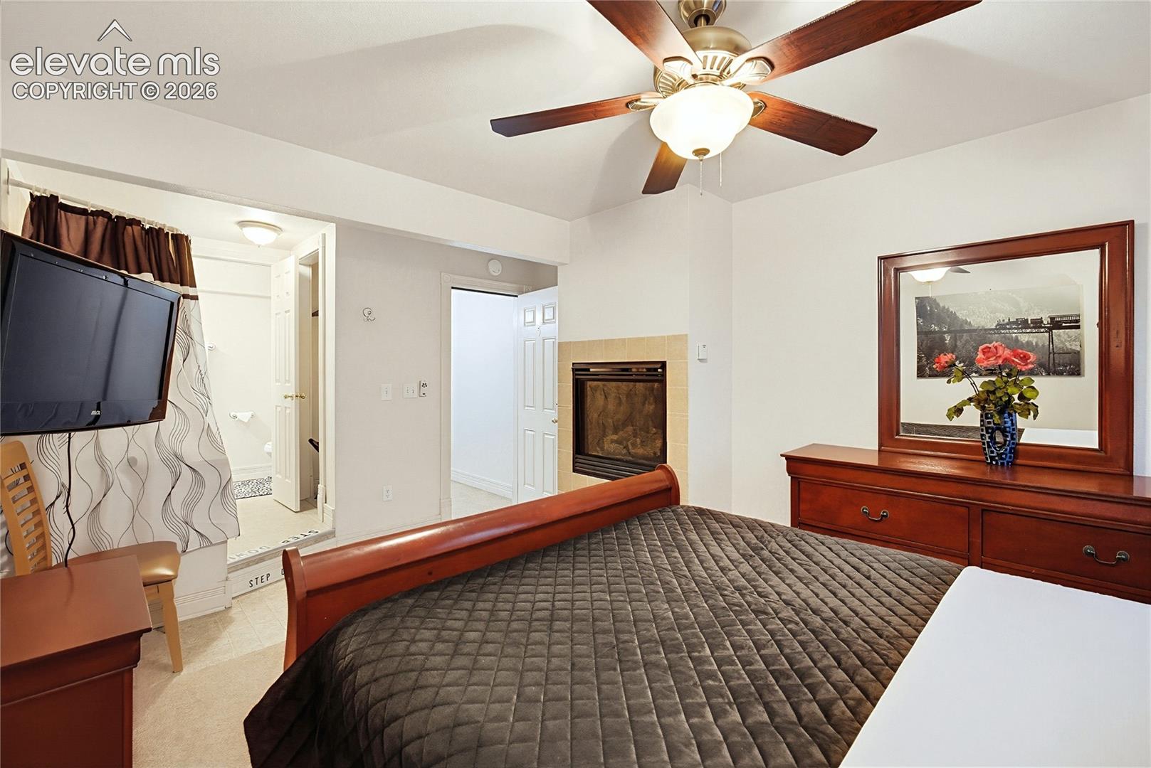 Listing photo 36 for 222 E Placer Street