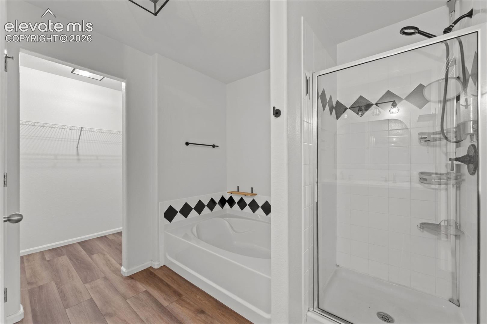Listing photo 18 for 11095 Falling Star Road