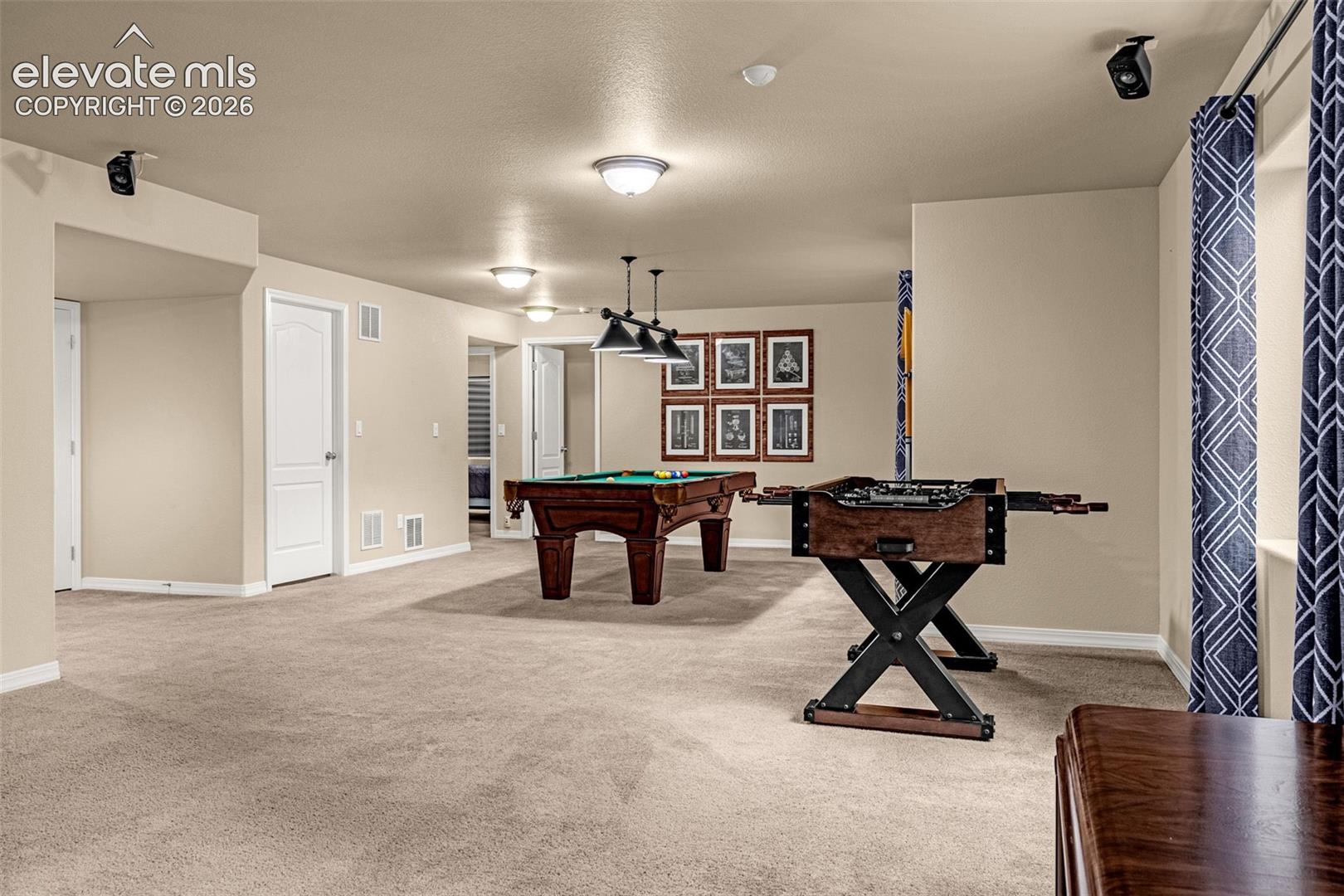 Listing photo 31 for 10638 Mt Emerald Drive
