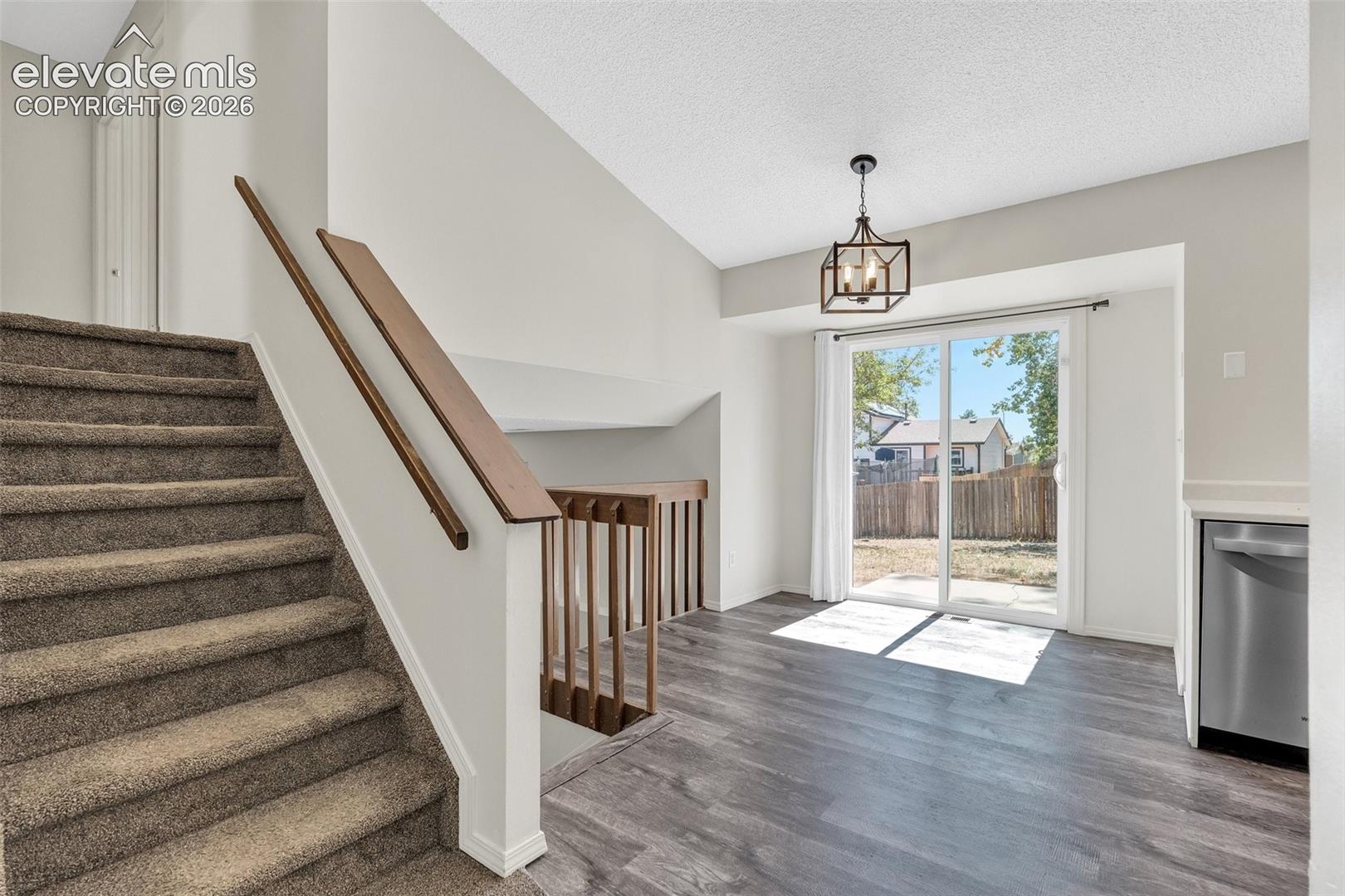 Listing photo 7 for 5555 Alma Terrace