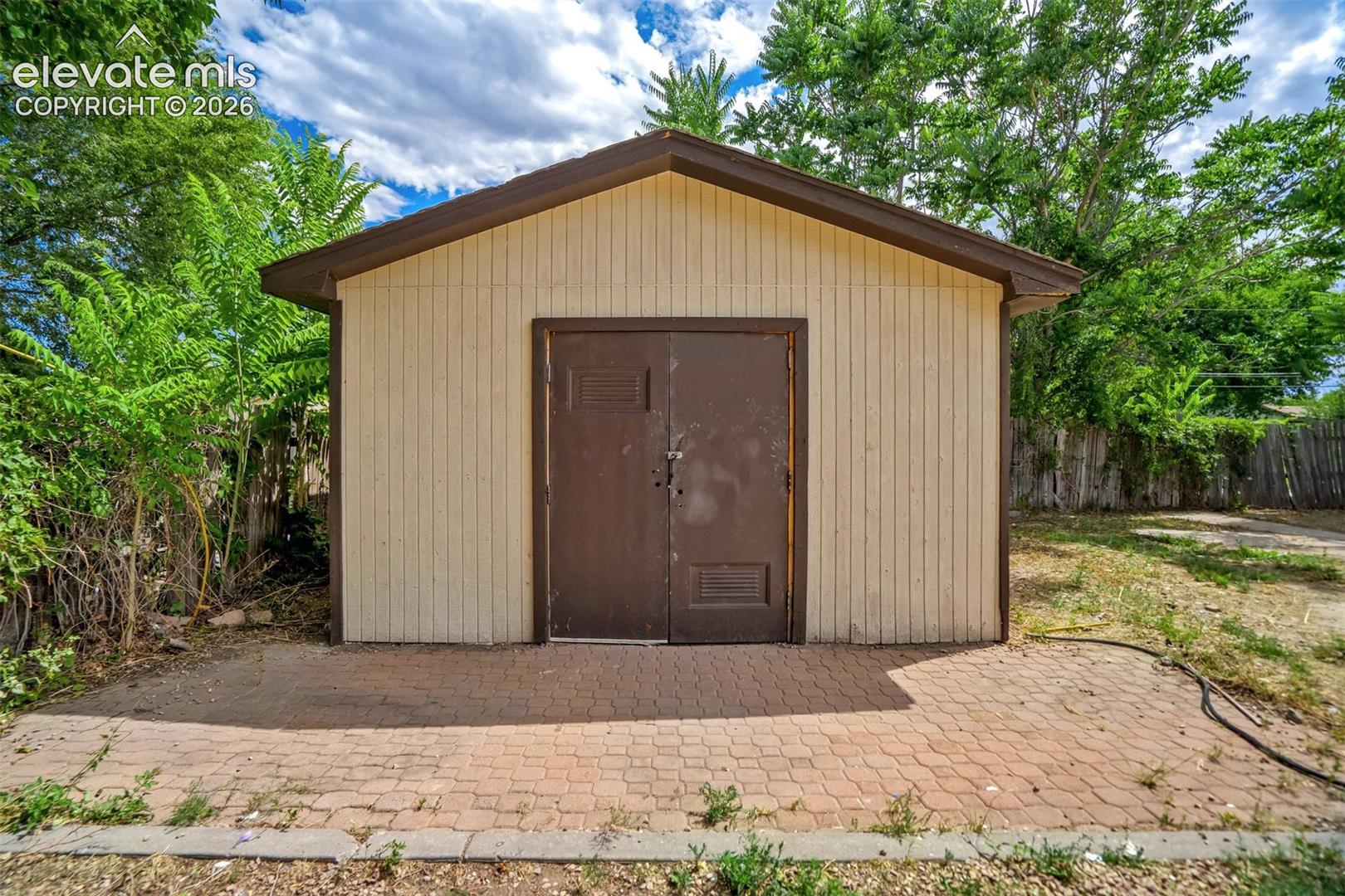 Listing photo 32 for 2408 Tucci Lane