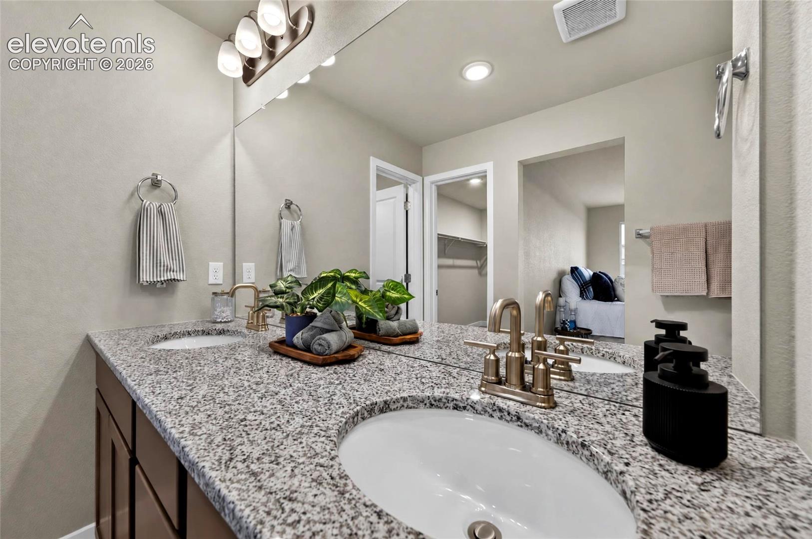 Listing photo 30 for 13644 Nederland Drive