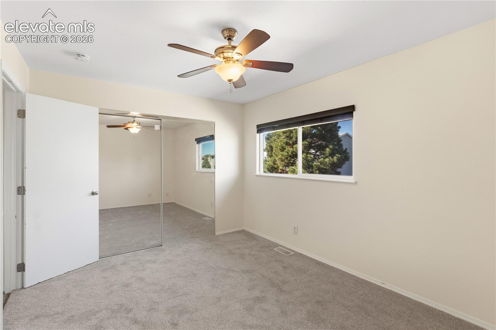 Listing photo 24 for 2360 Washo Circle