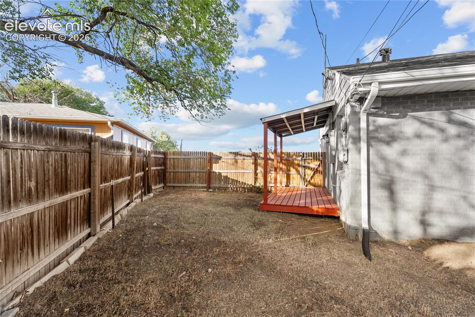 Listing photo 26 for 1606 Navajo Circle