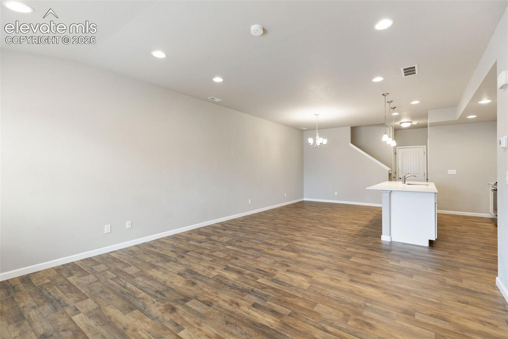 Listing photo 11 for 6181 Old Glory Drive