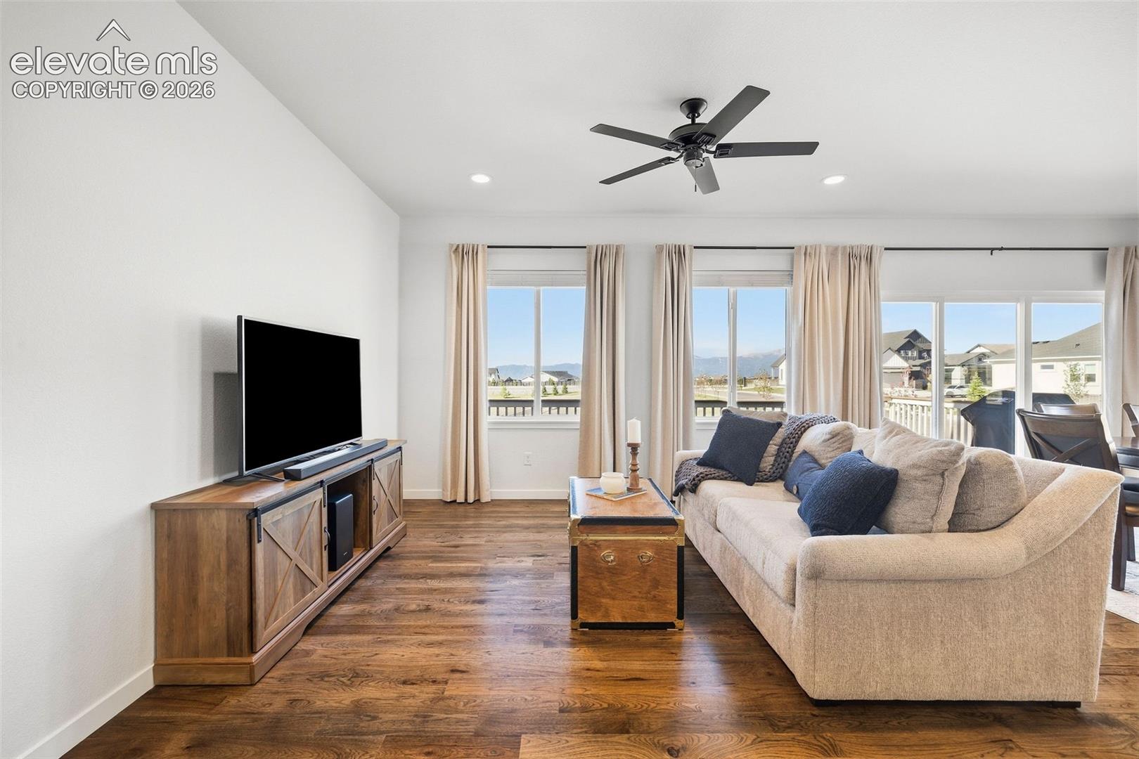 Listing photo 12 for 8309 Tom Ketchum Drive