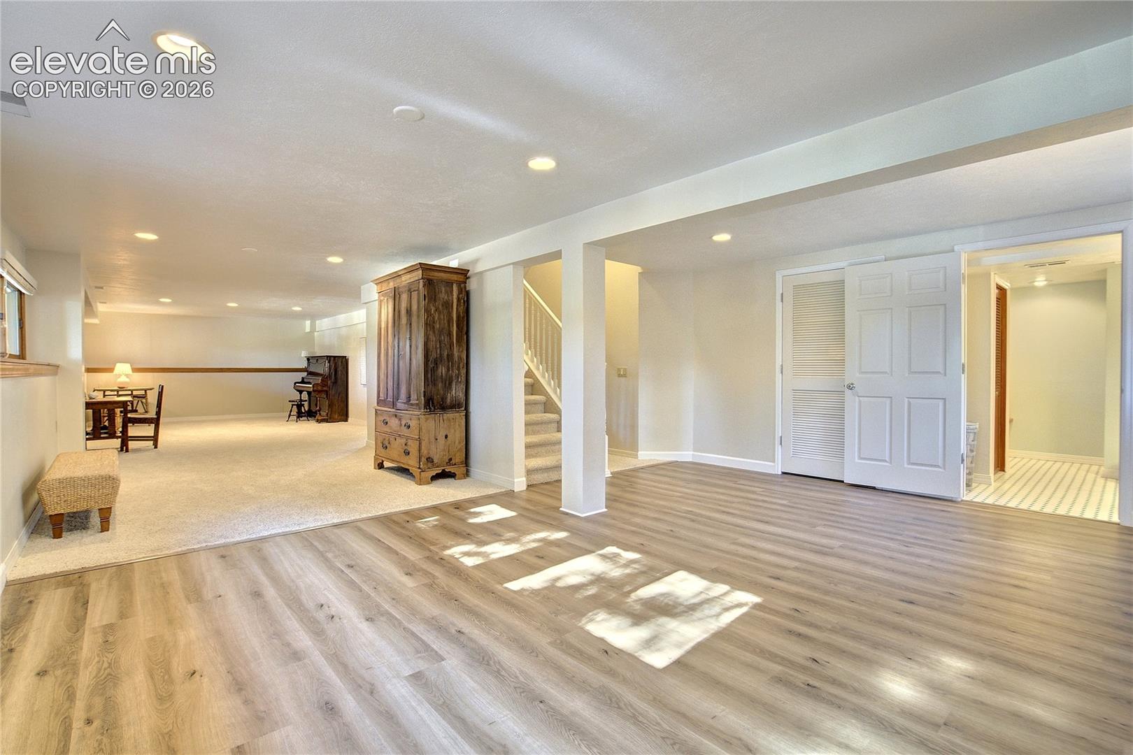 Listing photo 39 for 7215 Suntide Place