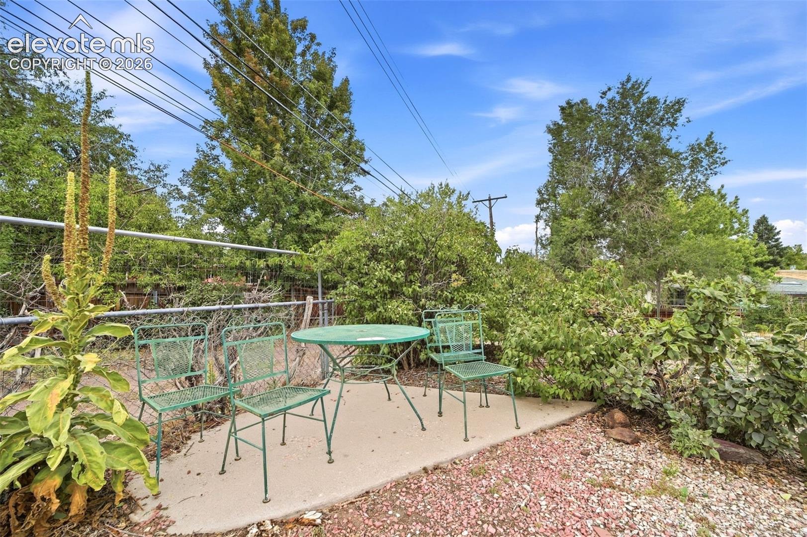 Listing photo 41 for 1406 Iowa Avenue