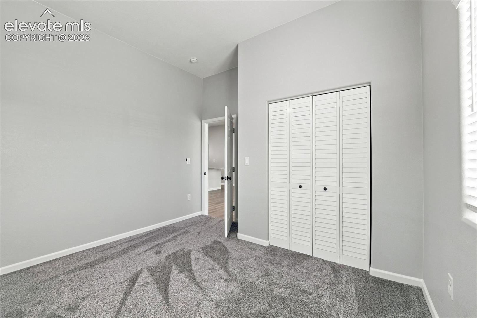 Listing photo 14 for 2200 Lewis Avenue