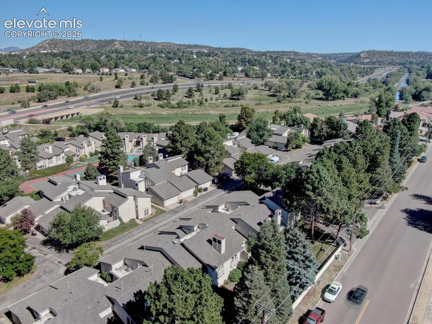 Listing photo 38 for 3330 Templeton Gap Road 55