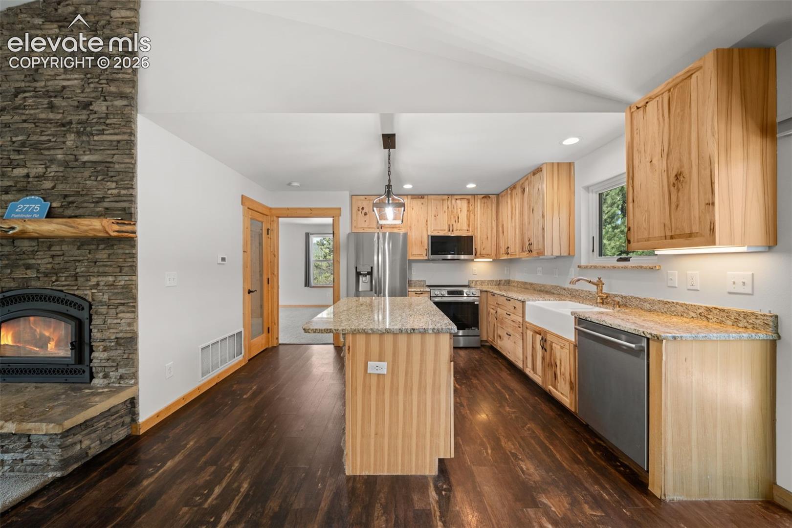 Listing photo 11 for 2775 Pathfinder Road