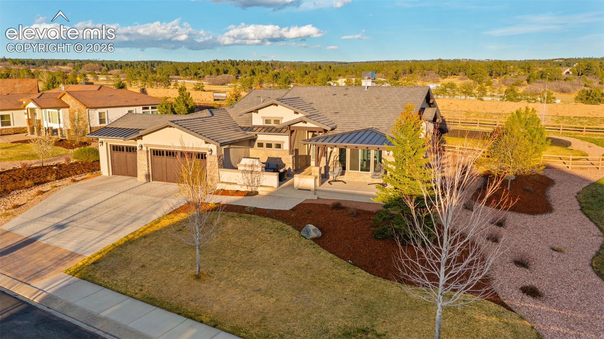 2363 Coyote Crest View