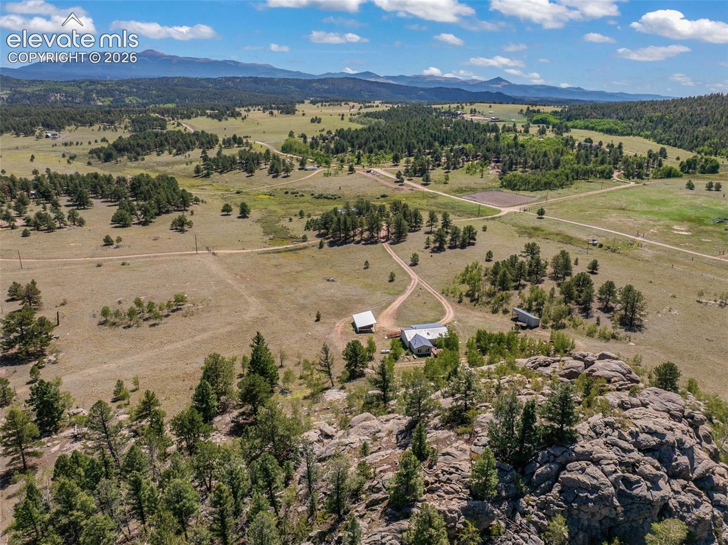 Listing photo 6 for 3050 Homestake Place