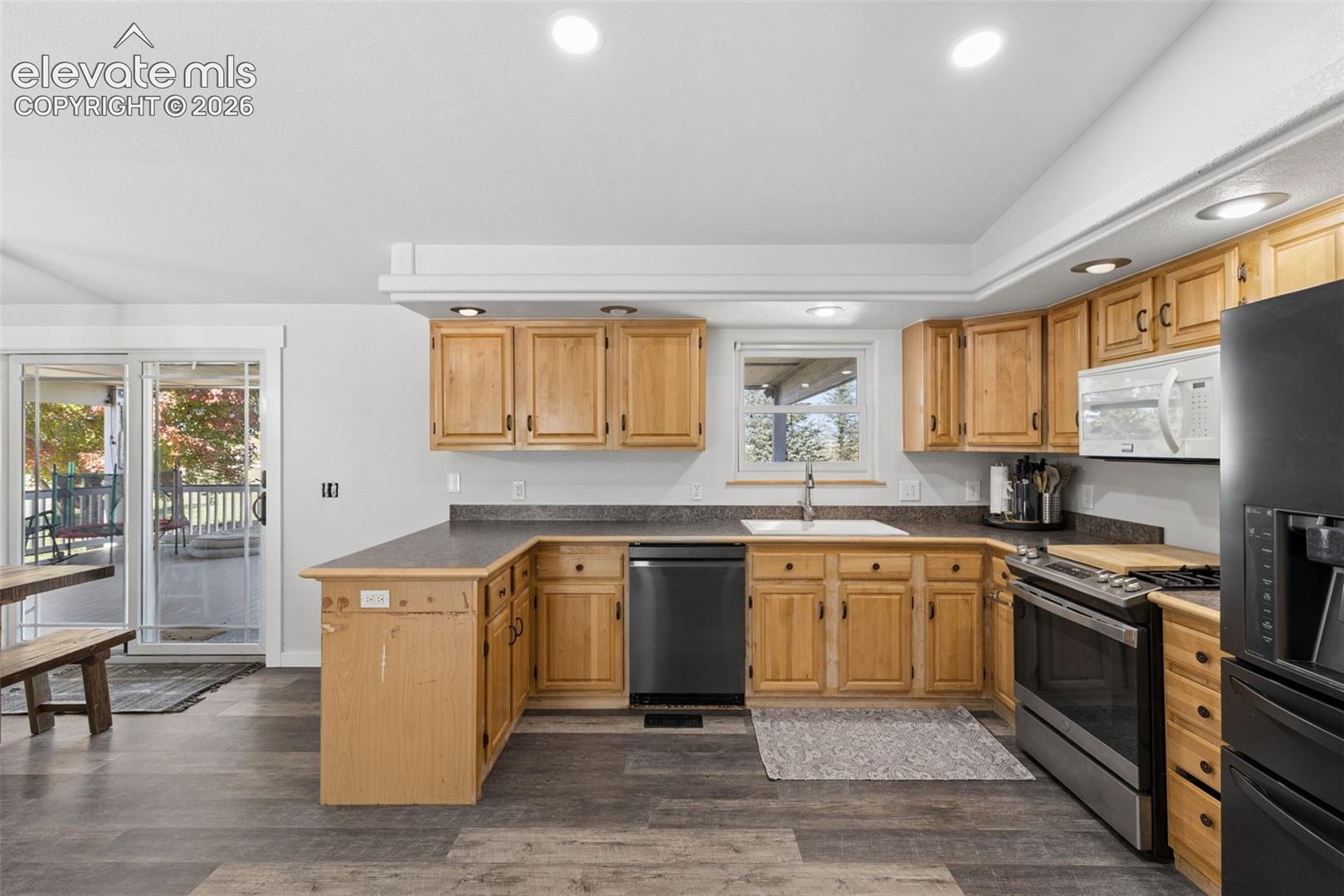 Listing photo 19 for 28230 Washington Road