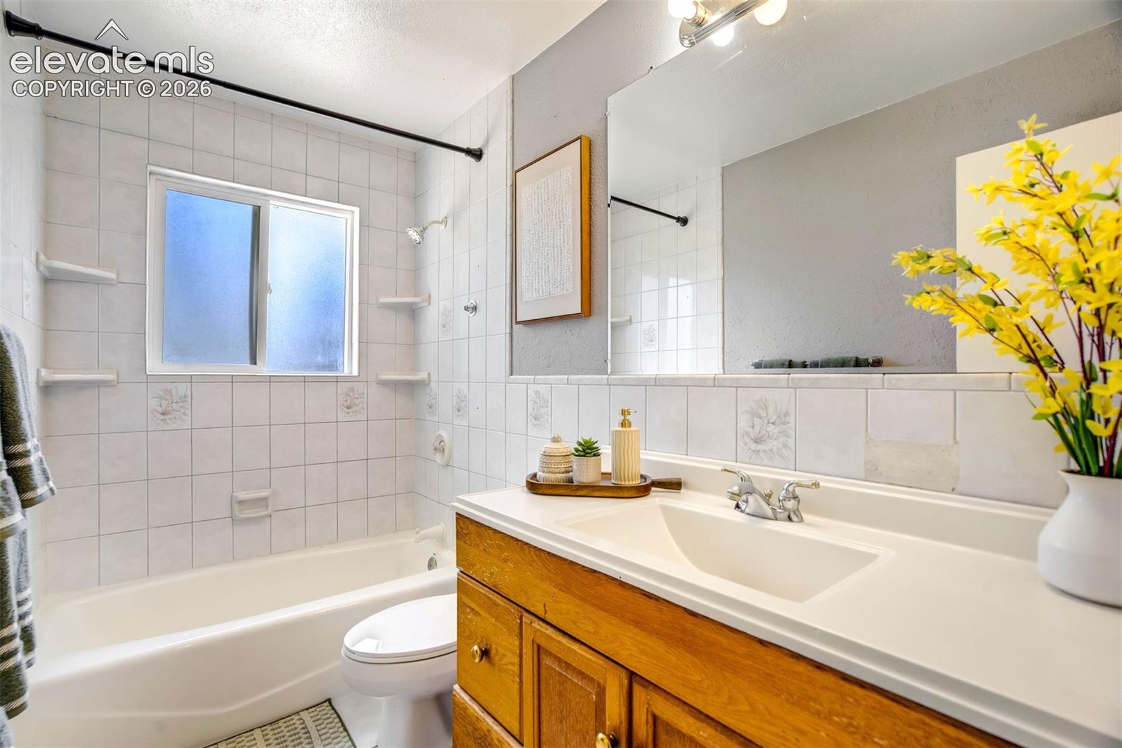 Listing photo 17 for 2408 Tucci Lane