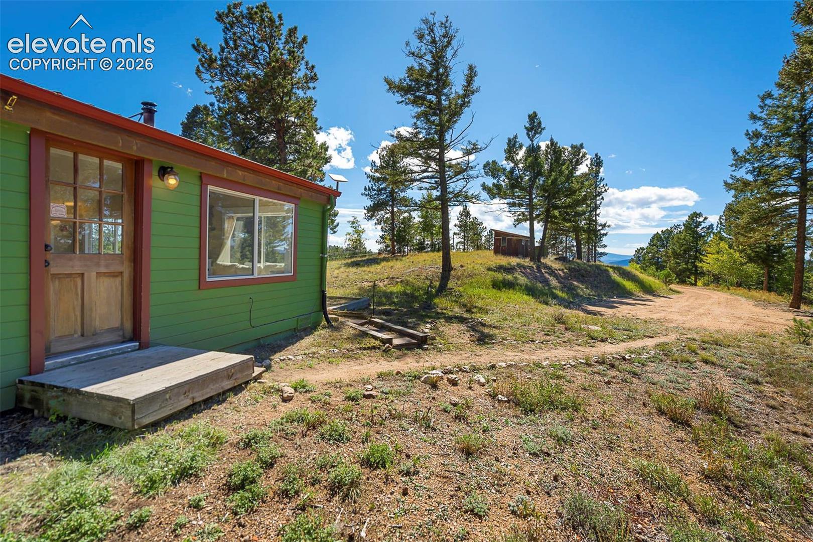 Listing photo 6 for 176 Chalk Circle Trail