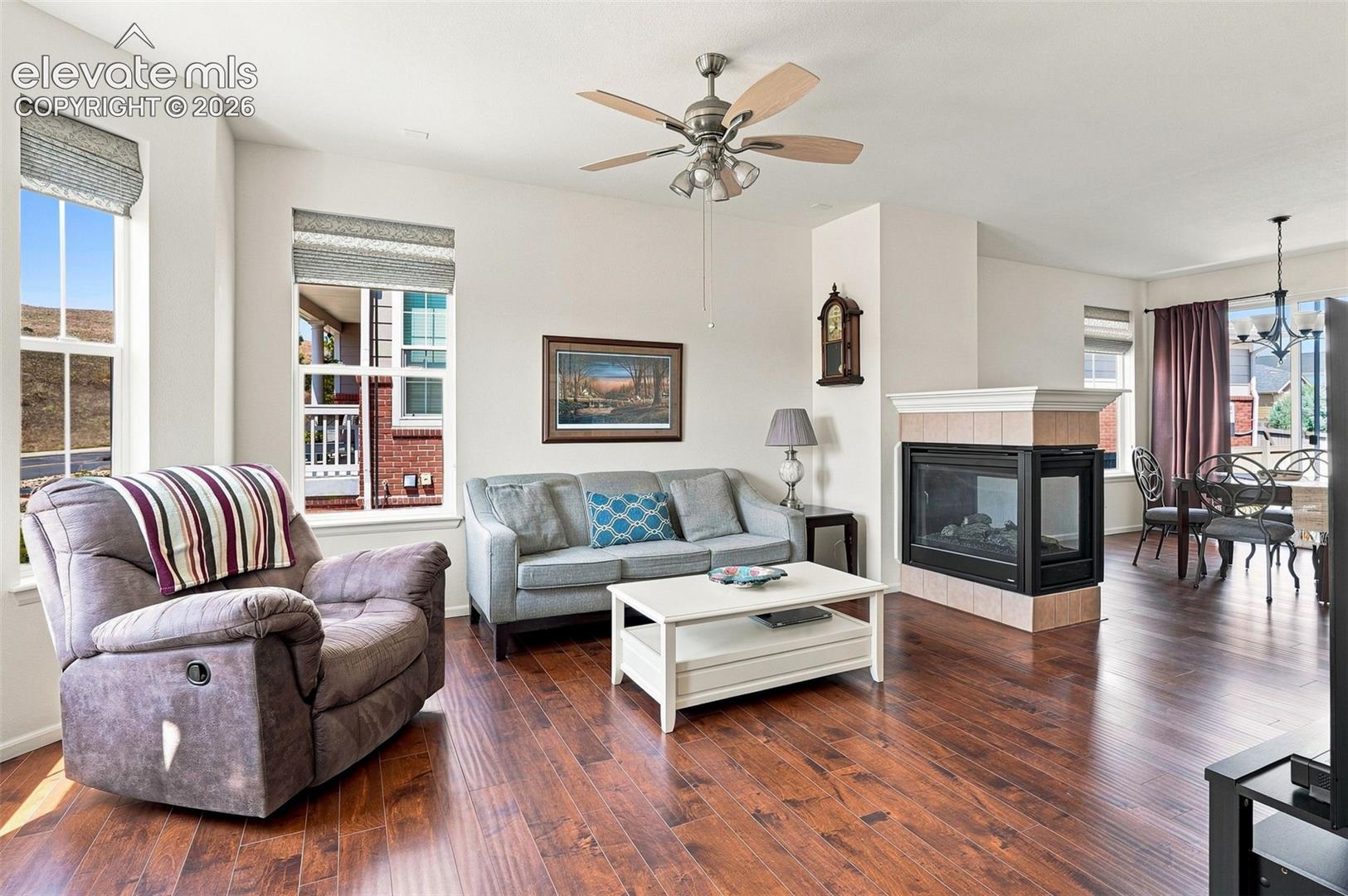 Listing photo 3 for 4298 N Meadows Drive