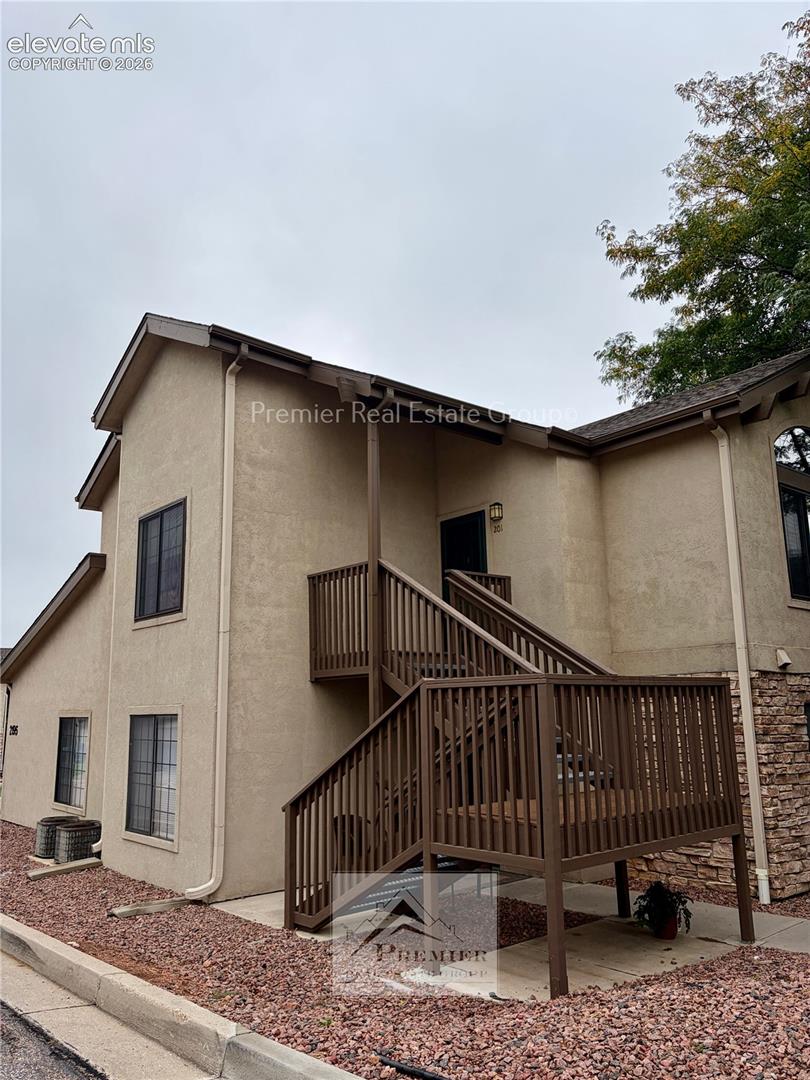 2195 Alicia Point