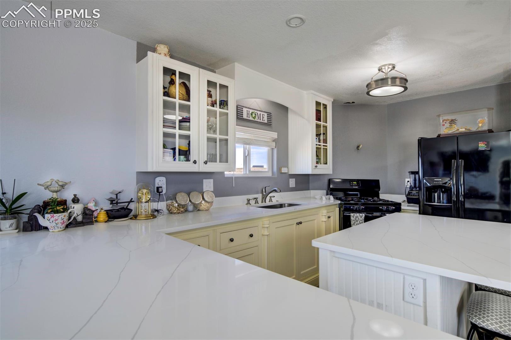 Listing photo 13 for 24225 Myers Road