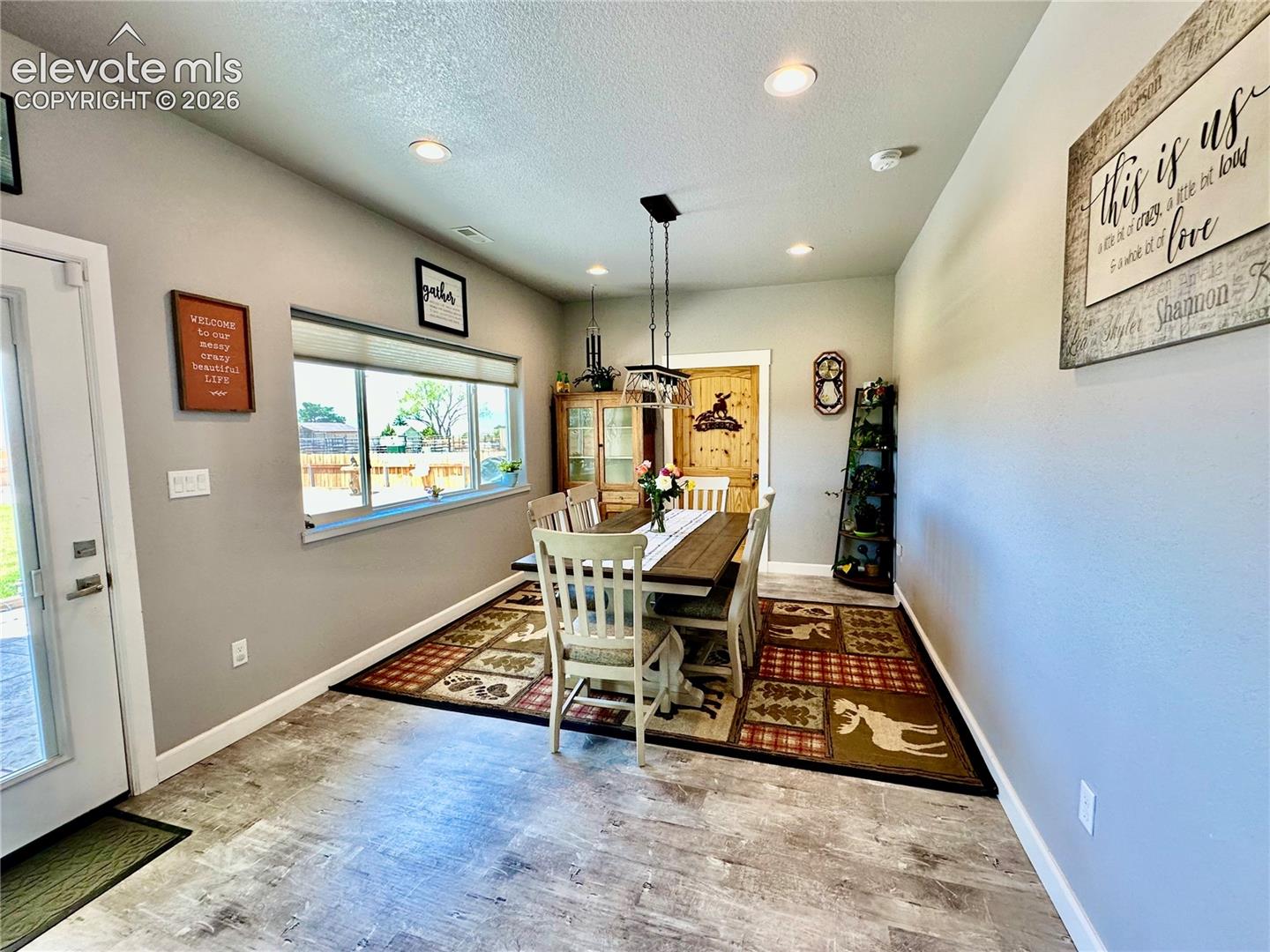 Listing photo 17 for 2064 W Hesperus Drive
