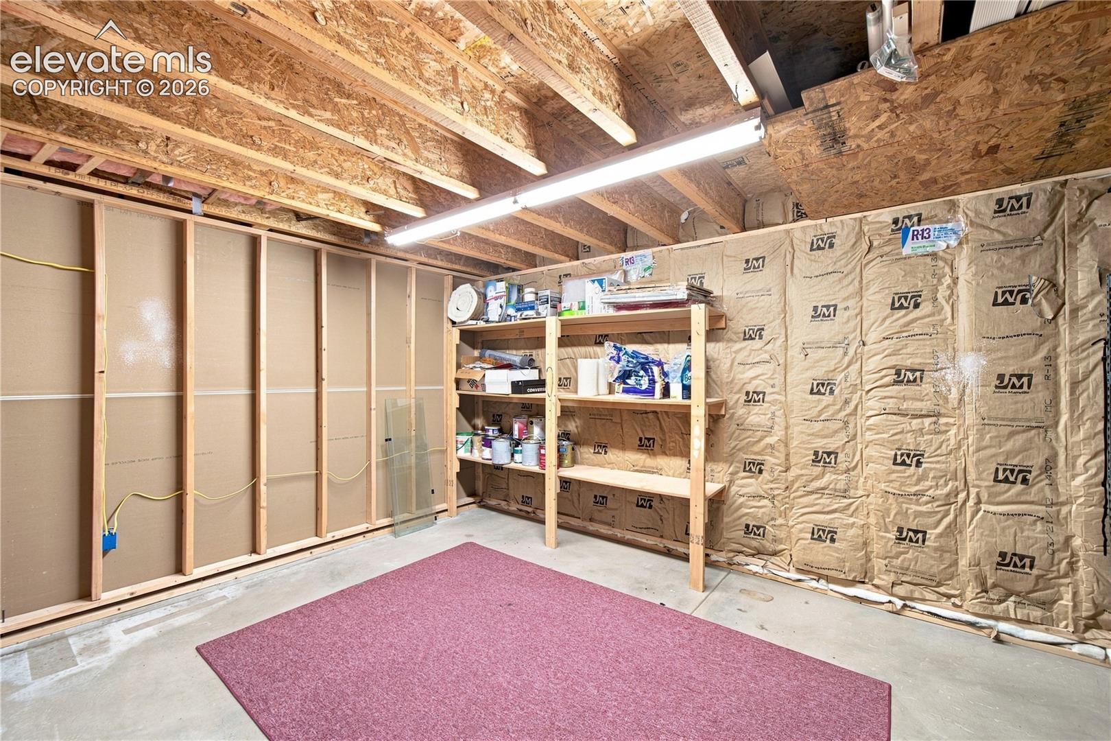 Listing photo 28 for 635 E Inca Court
