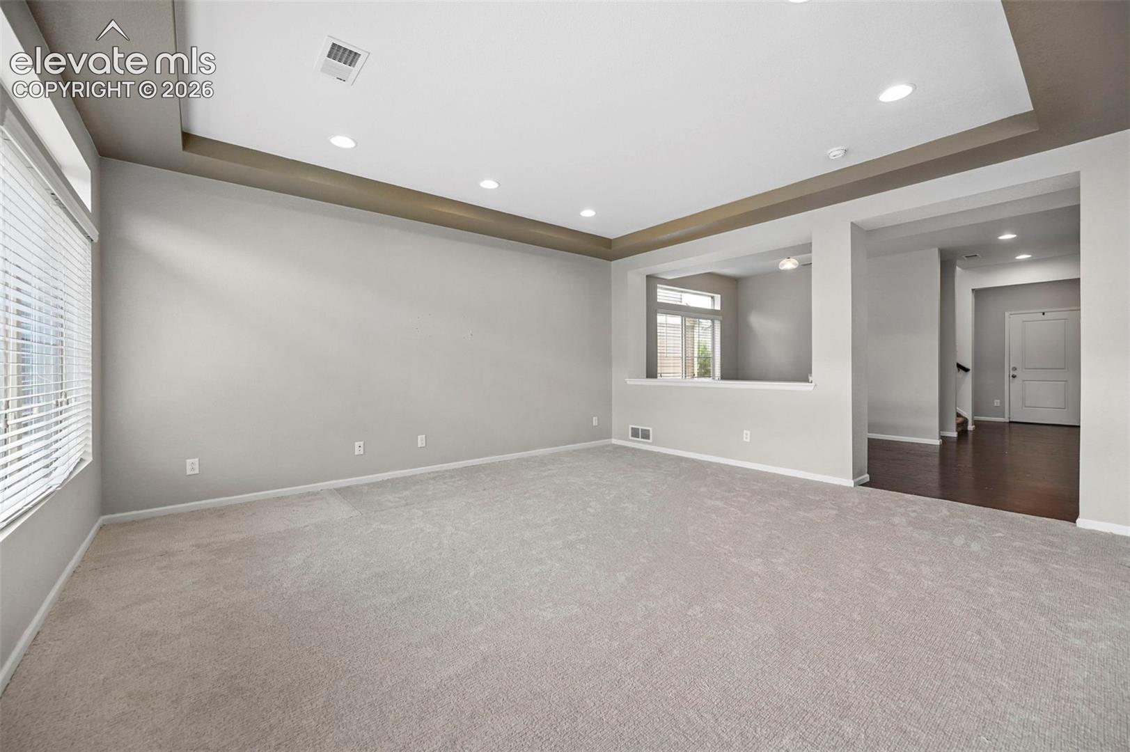 Listing photo 5 for 8803 Briar Brush Lane